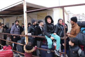 KİLİS (AA) – Ülkelerindeki iç savaş sırasında Türkiye'ye sığınan Suriyelilerin