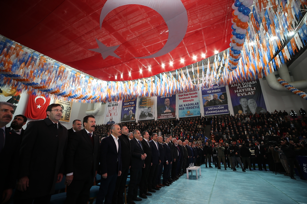 - "Biz bir dava hareketiyiz. Bugüne kadar AK Parti'mize, memleketimize