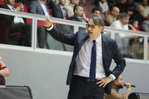 - Yalovaspor Basketbol: 65 - Onvo Büyükçekmece Basketbol: 85