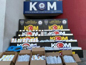 ADANA (AA) – Adana'da iki adreste 172 serum ve 6