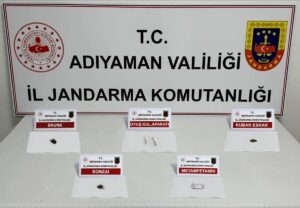ADIYAMAN (AA) – Adıyaman'da düzenlenen uyuşturucu operasyonunda 16 zanlı gözaltına