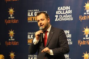 - "(CHP Genel Başkanı Özgür Özel'in iktidara kırmızı kart gösterdiğine