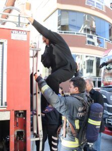 ANTALYA (AA) – Antalya'nın Alanya ilçesinde 4 katlı binada çıkan