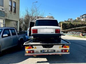 ANTALYA (AA) – Antalya'nın Alanya ilçesinde ehliyetsiz kullandığı ve muayenesiz