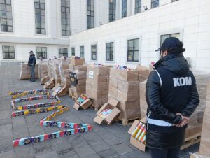 ANKARA (AA) – Ankara'nın Sincan ilçesinde düzenlenen kaçakçılık operasyonunda 3