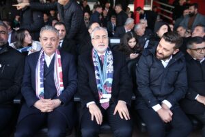 - "Geçtiğimiz sene başlattığımız İş Pozitif Kadın İstihdam Programı ile