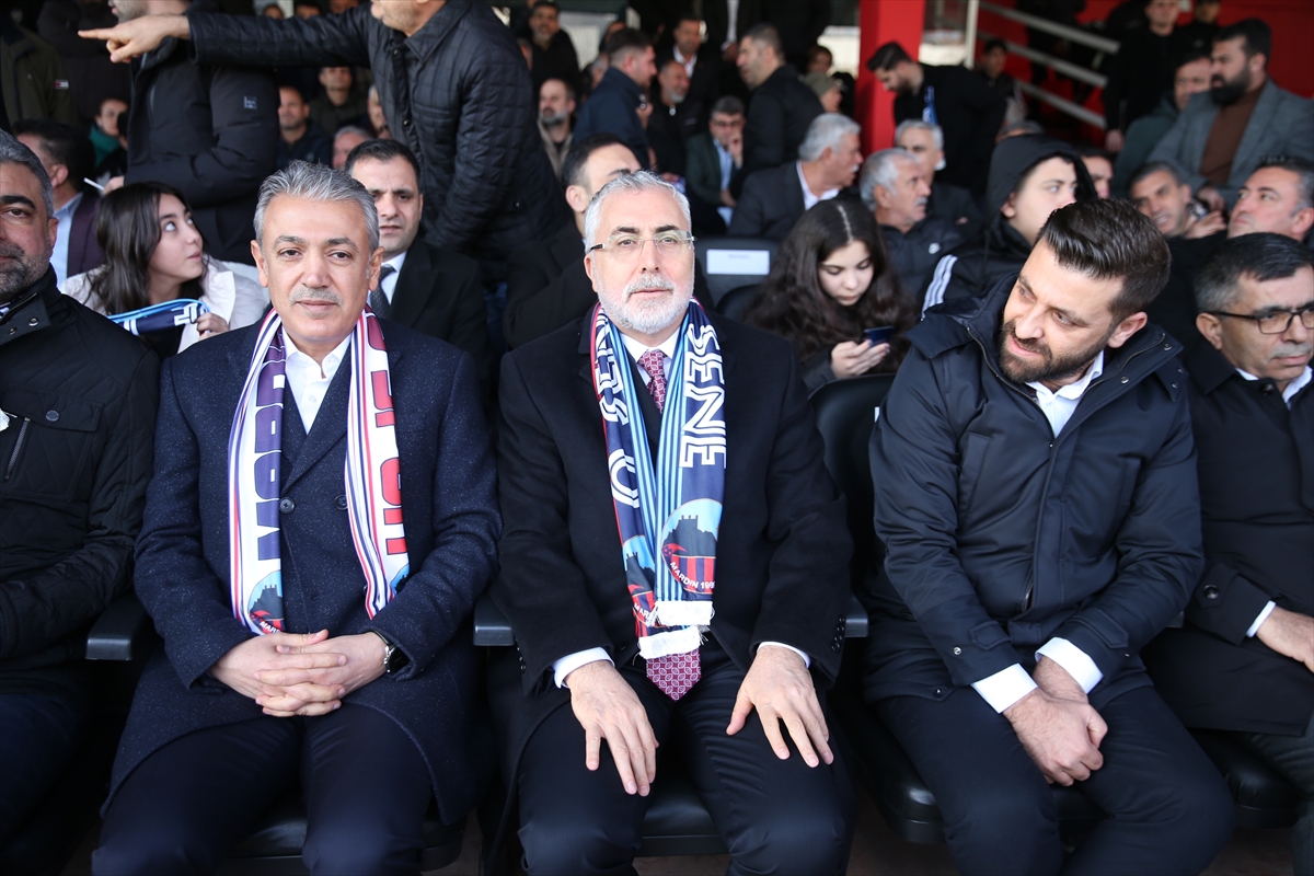 Bakan Işıkhan, AK Parti Mardin 7. Olağan İl Kadın Kolları Kongresi'nde konuştu: