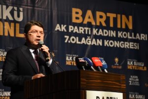 BARTIN (AA) – Adalet Bakanı Yılmaz Tunç, bütün partileri birliğe