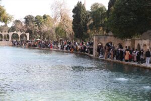 ŞANLIURFA (AA) – Türkiye'nin önemli turizm merkezlerinden Şanlıurfa'daki tarihi Balıklıgöl