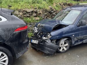 İSTANBUL (AA) – Beyoğlu'nda kontrolden çıkarak 7 aracın karıştığı zincirleme