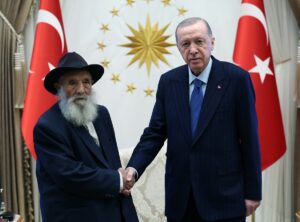 ANKARA (AA) – Cumhurbaşkanı Recep Tayyip Erdoğan, Alevi Dedesi Ahmet