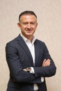 İSTANBUL (AA) – Eczacıbaşı Topluluğu'nda Üst Yöneticilik (CEO) görevine Burak