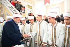 ERZURUM (AA) – Erzurum'da hafızlık eğitimini tamamlayan 415 öğrenci için