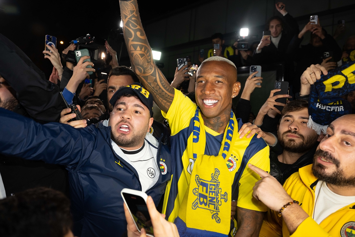 Fenerbahçe'nin transferi için anlaşmaya vardığı Talisca, İstanbul'a geldi