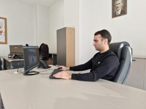 SAKARYA (AA) – FIFA kokartlı hakem Atilla Karaoğlan, Anadolu Ajansının