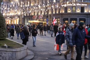 TİFLİS (AA) – Gürcistan'da bazı özel sektör çalışanları 3 saatlik