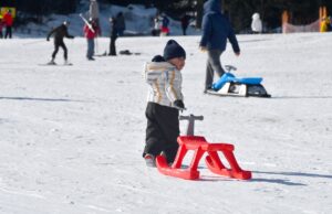 KARS (AA) – Türkiye'nin en gözde kış turizm merkezlerinden Sarıkamış