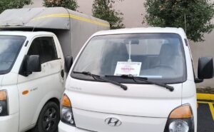 - Emniyetteki işlemlerinin ardından adliyeye sevk edilen şüphelilerin kamyonetleri çaldıkları