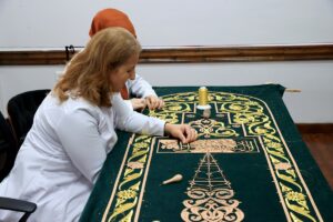 EDİRNE (AA) – Selimiye Camisi'nin yenilenen minber örtüsü, restorasyonun tamamlanmasının