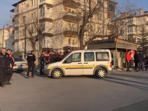 KAYSERİ (AA) – Kayseri'de iki grup arasında çıkan silahlı kavgada