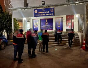 KIRIKKALE (AA) – Kırıkkale'de hayvan hırsızlığı yaptıkları iddiasıyla gözaltına alınan