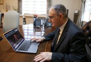 MANİSA (AA) – Manisa Valisi Vahdettin Özkan, Anadolu Ajansının (AA)