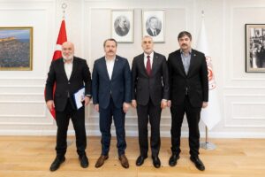 ANKARA (AA) – Memur-Sen heyeti, Çalışma ve Sosyal Güvenlik Bakanı