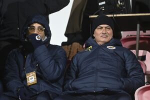 - Sarı-lacivertlilerin teknik direktörü Jose Mourinho, ligde son oynadıkları Göztepe