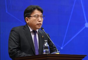 - "Moğollar ve Türkler çok çalışkan insanlardır. Eğer işbirliği yaparlarsa