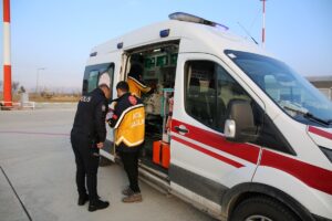 MUŞ (AA) – Muş'ta kalbinde delik tespit edilen ve akciğer