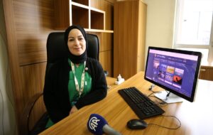 MUŞ (AA) – Muş Devlet Hastanesinde görevli kadın hemşireler, Anadolu