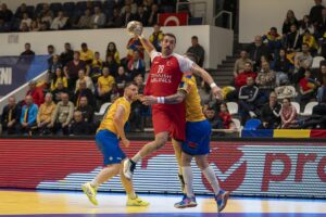 - Romanya: 35 - Türkiye: 26 