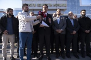 - "Enflasyonu, TÜİK ısrarla düşük göstermeye gayret ediyor"