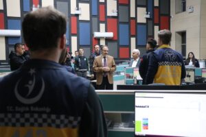 SİİRT (AA) – Siirt Valisi Kemal Kızılkaya, yılbaşı gecesi kentin