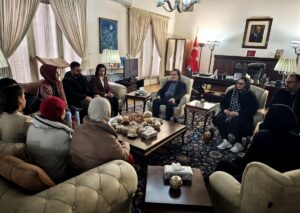 TAHRAN (AA) – Türkiye'de Farsça öğrenim gören Türk öğrenciler İran'da