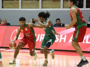 - Yalovaspor Basketbol: 75 - Darüşşafaka Lassa: 70