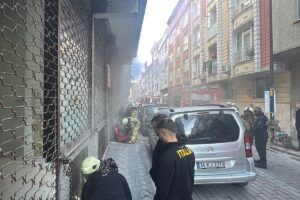 İSTANBUL (AA) – Zeytinburnu'nda, tekstil atölyesinde çıkan yangın hasara neden