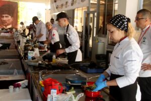 MUĞLA (AA) – Muğla'nın Fethiye ilçesinde bu yıl 13'üncüsü düzenlenen