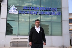 ADIYAMAN (AA) – Adıyaman'da halk otobüsü şoförü, fenalaşan yolcuyu güzergahını