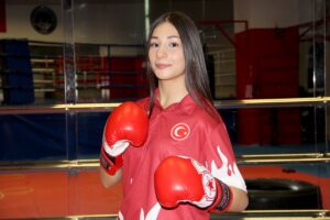 KAYSERİ (AA) – MUHAMMED KISIR – Kayseri'de ağabeyinden etkilenerek 11