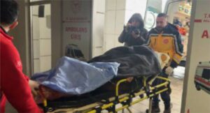 AKSARAY (AA) – Aksaray'da bir kişi, anne ve ağabeyini bıçakla