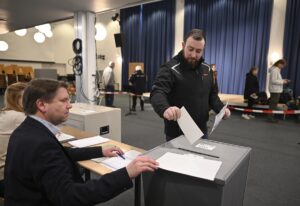 BERLİN (AA) – Almanya'da halk, genel seçimde oy kullanmak için