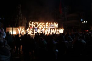 AMASYA (AA) – Amasya Belediyesince düzenlenen ramazan etkinlikleri, fener alayıyla