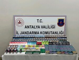 ANTALYA (AA) – Antalya'nın Manavgat ilçesinde düzenlenen kaçakçılık operasyonunda, 1