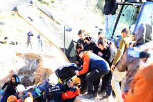 İŞÇİNİN KURTARILDIĞI BİLGİSİ EKLENDİ