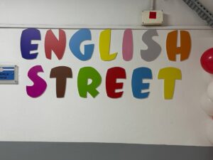 İSTANBUL (AA) – Buğday Tanesi Vakfı tarafından öğrencilerin yabancı dil