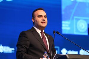 KOCAELİ (AA) – Sanayi ve Teknoloji Bakanı Mehmet Fatih Kacır,