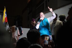 BOGOTA (AA) – Ekvador'da düzenlenen devlet başkanlığı seçiminin birinci turunda