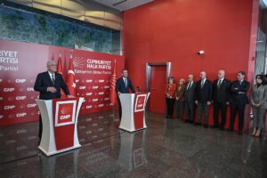 - Cenaze törenine, Aile ve Sosyal Hizmetler Bakanı Mahinur Özdemir