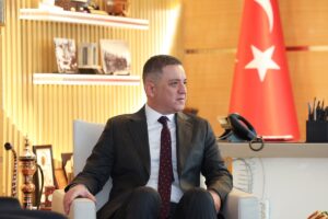 ANKARA (AA) – CHP Genel Başkanı Özgür Özel, Türkiye Barolar